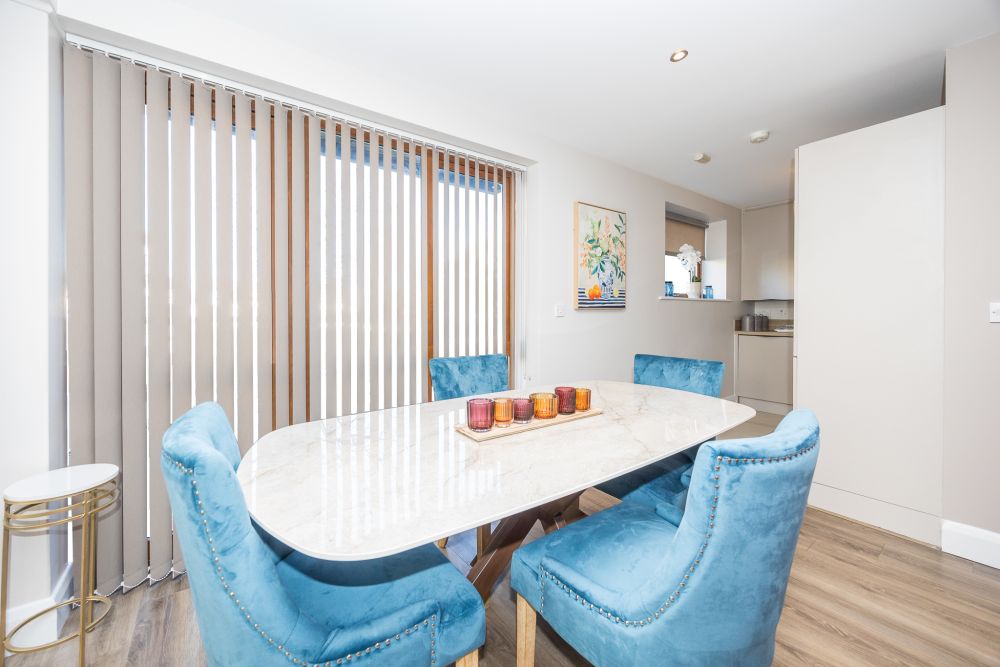 Dining area, Stylish And Modern 2 Bedroom Apt