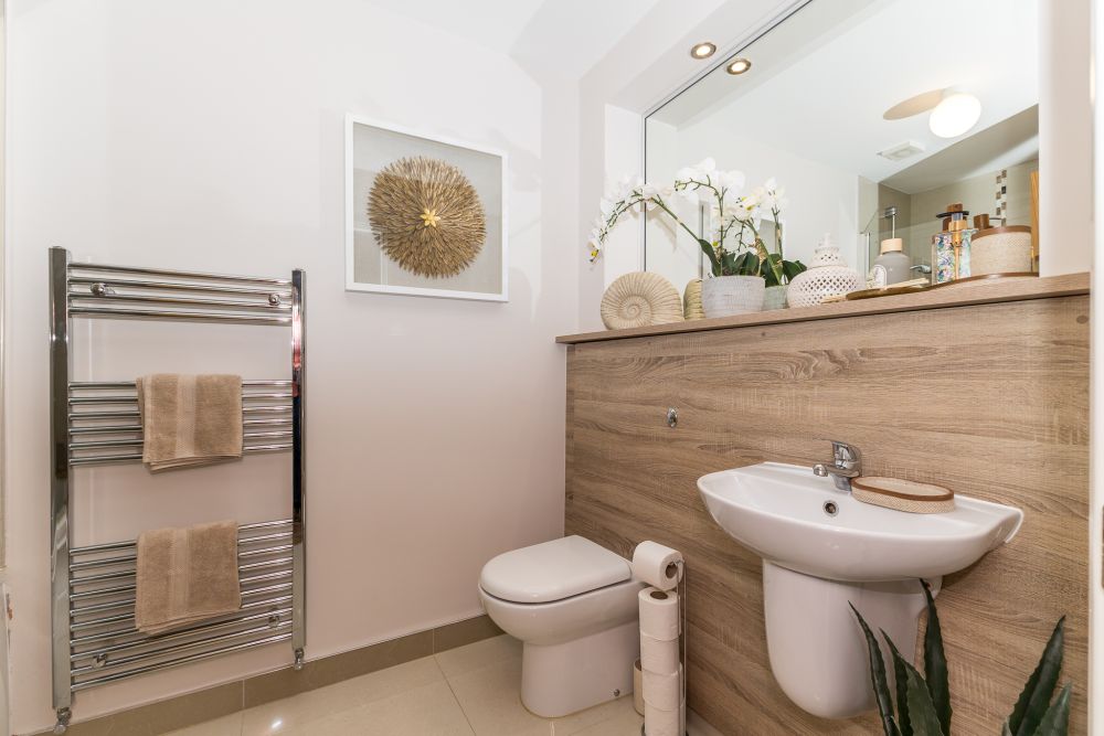 Main bathroom, 2 Bed Apartment In Ashbourne