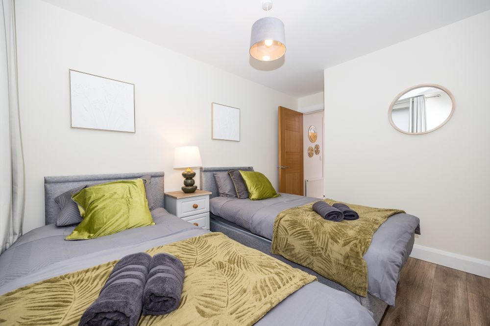 Bedroom 2, Elegant Two Bedroom Apartment On Ground Floor