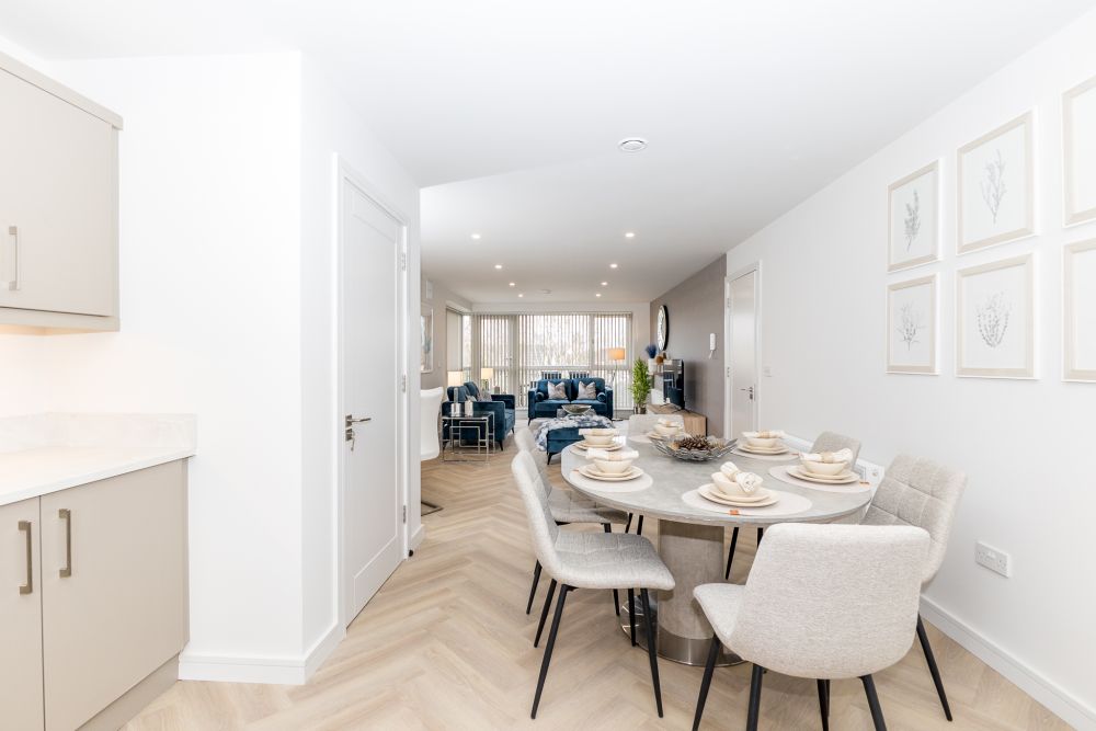 Dining area, New Three Bedroom Apt Ashbourne